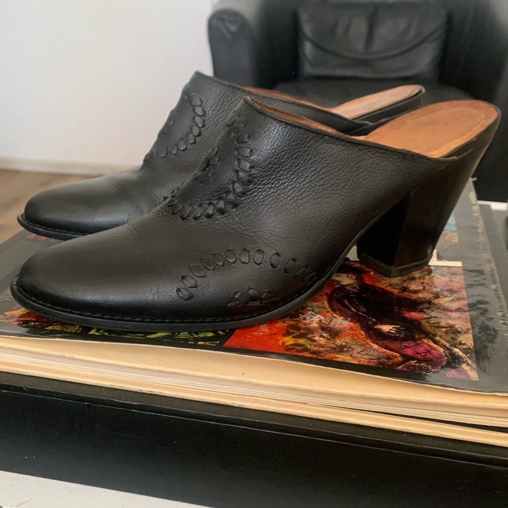 Jack Rogers cowboy mules